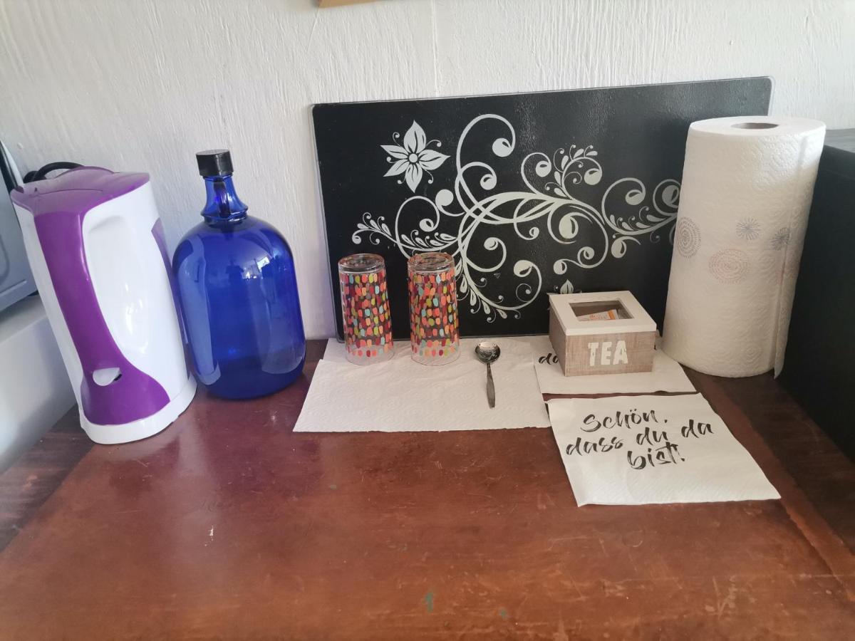 Gaestezimmer Im Altbau Dachgeschoss Mit Kleinem Bad Wlan, Tv Und Parkplatz Lachen Esterno foto